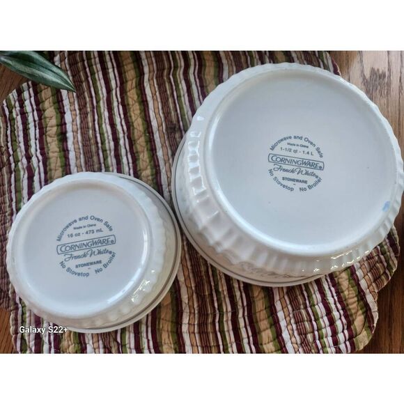 CorningWare French White Stoneware, set of casserole dishes with plastic kids - Picture 4 of 8